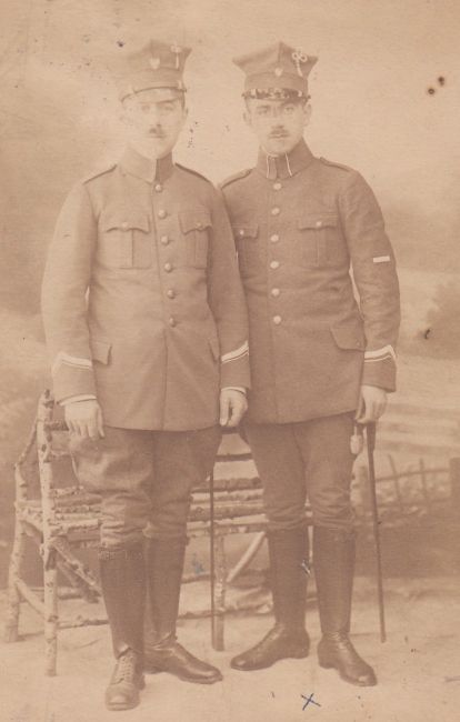 Jan Bajoński powstaniec wielkopolski, z prawej