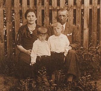 Franciszka, Franciszek Biskup z synami. 