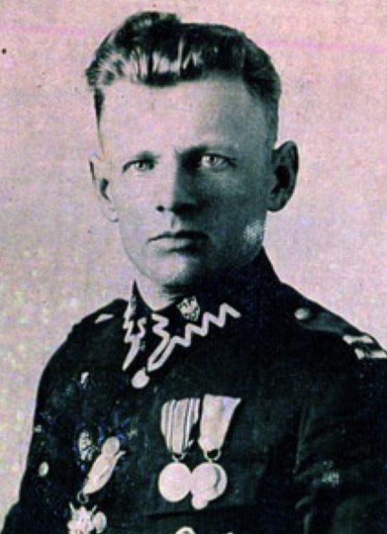 Józef Bysikiewicz w mundurze SG (1935).