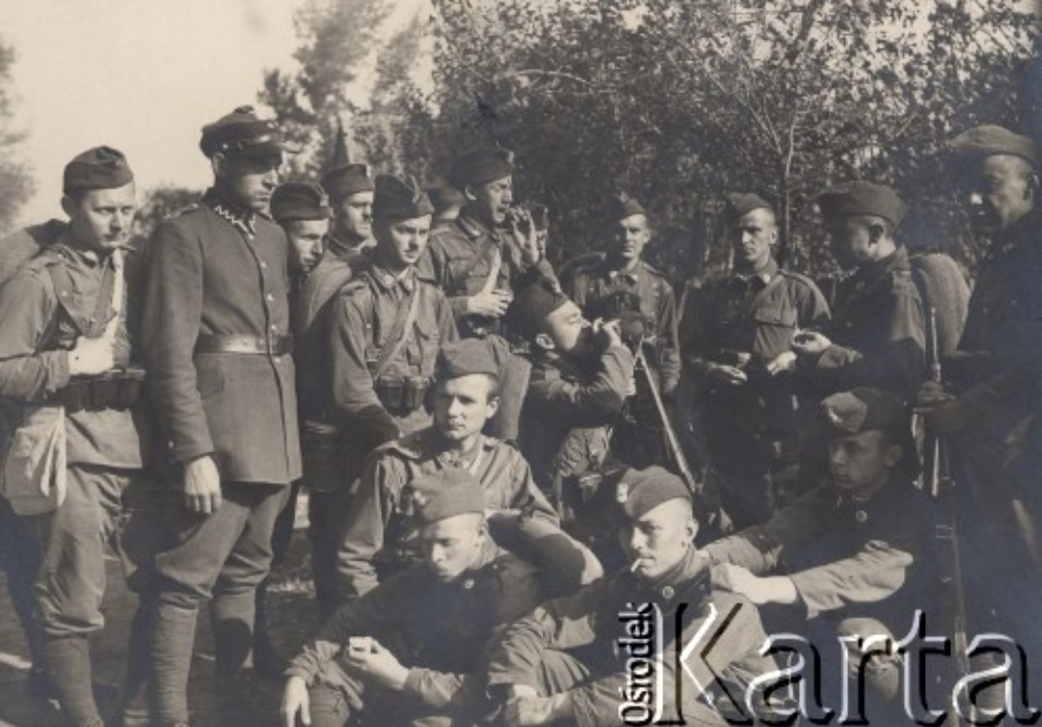 Żołnierze - ćwiczenia wojskowe 1932 rok.