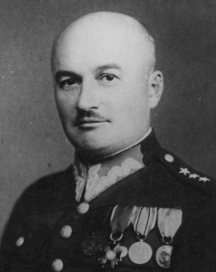 Jan Fikus w mundurze