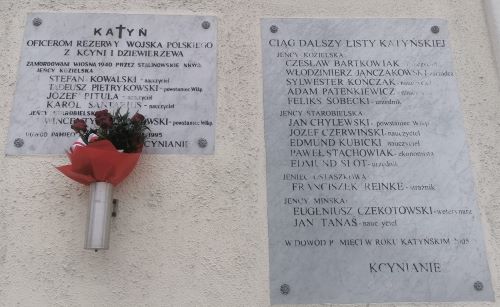 Kcynia Tablice Tabclica katyńska w Kcyni