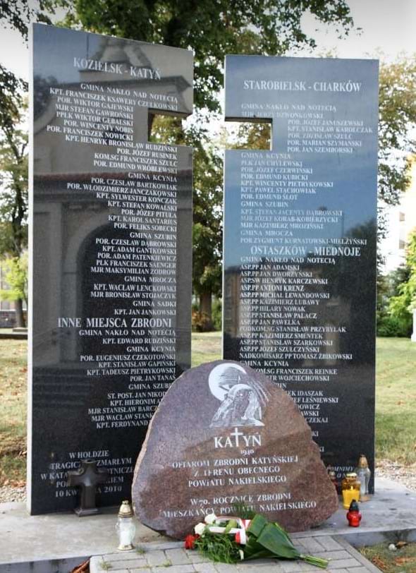 Pomnik_NakloNadNotecia Obelisk - Pomnik Katyński, Nakło nad Notecią