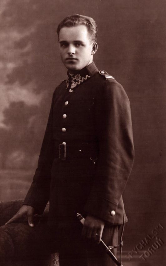 Edmund Gauss zdjęcie w mundurze.