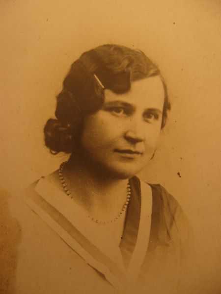 Wanda Glapiak z domu Toporowicz, lata 20-te.