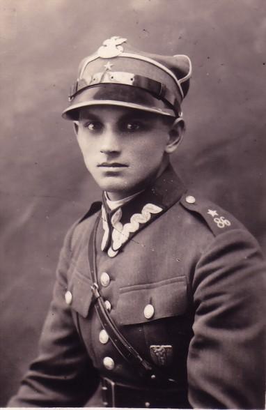 Marian Gmachowski w mundurze.