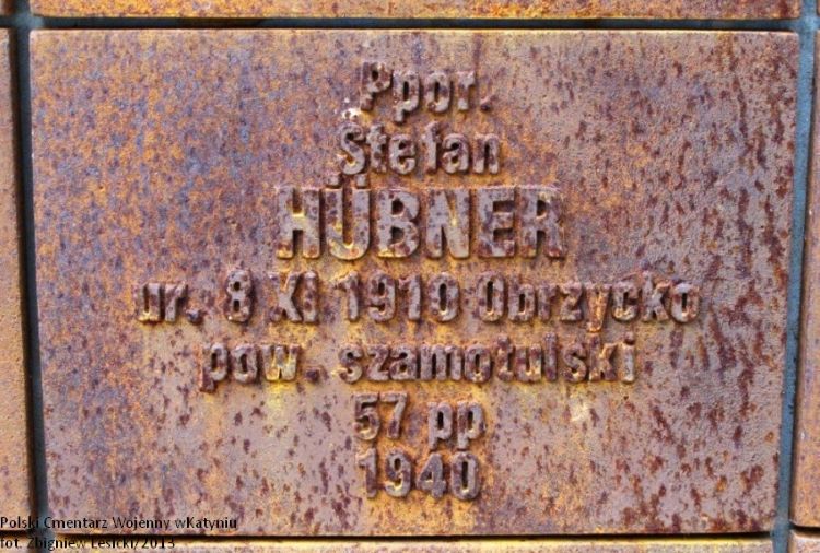 Tabliczka cmentarna Stefana Hübnera z Katynia