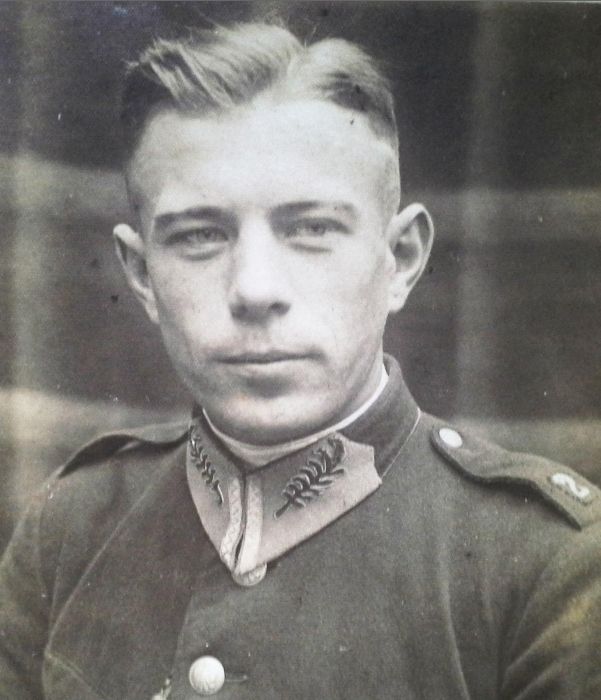 J&oacute;zef Jeneralczyk w mundurze. 