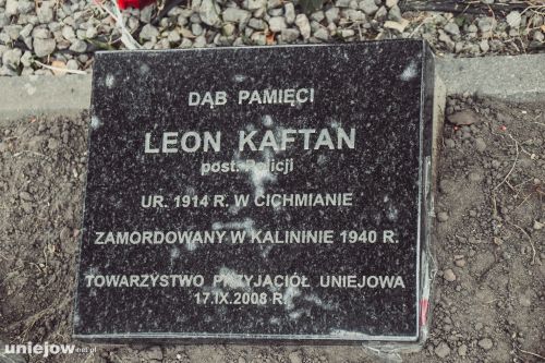 Tablica pamięci zamordowanego mieszkańca Uniejowa.