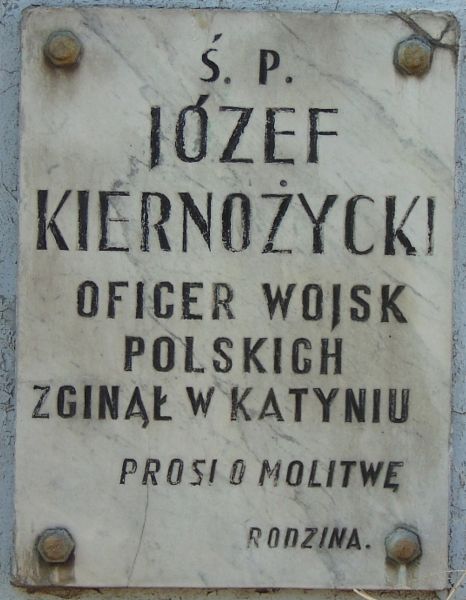 Tablica J&oacute;zefa Kiernożyckiego na cmentarzu w Kaliszu. 