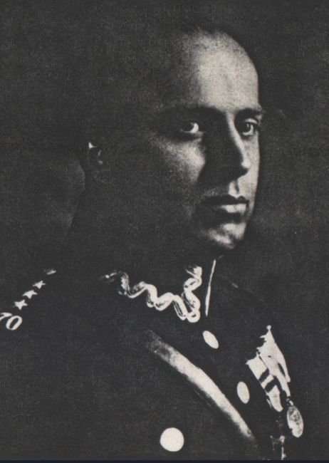 Kapitan Wacław Matuszek w mundurze - materiały udostępnione przez Muzeum Armii Poznań