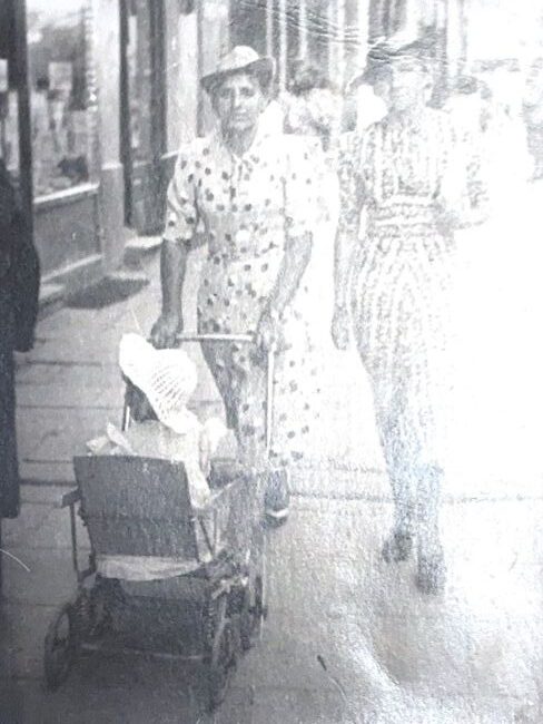 Żona, teściowa i c&oacute;rka Bolesława Łuczaka