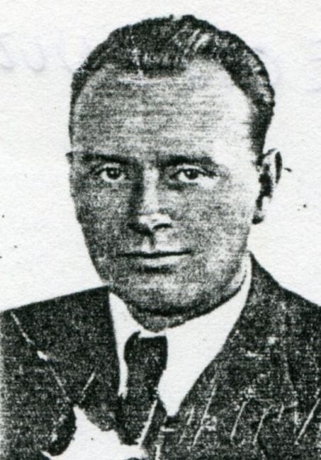 Leon Łuczak w ubraniu cywilnym