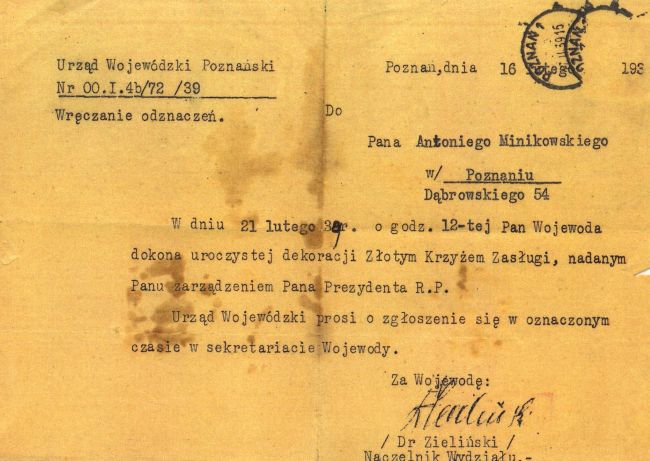 Odznaczenie złotym medalem - Antoni Minikowski