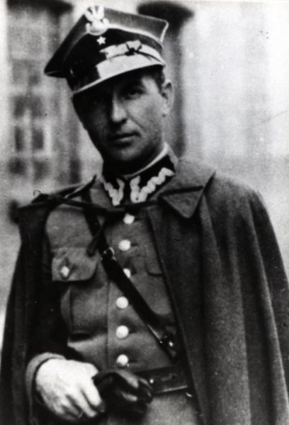 Melosik Feliks w mundurze podporucznika. 