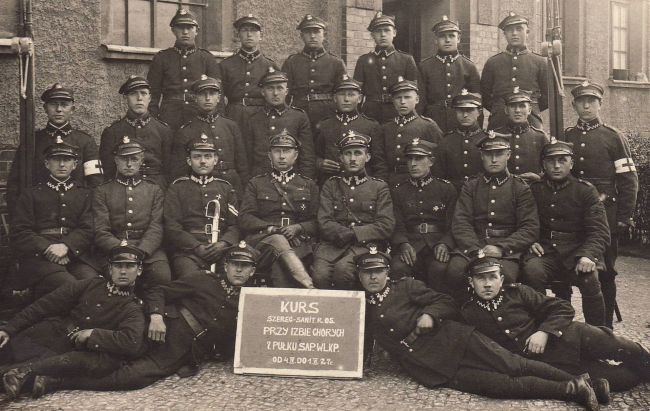 Doktor Motylewski jako wykładowca kursu sanitariuszy,
Poznań, wiosna 1927 roku.