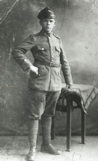 Florian Nowicki w mundurze WP