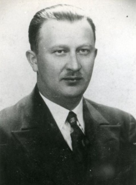 Kazimierz Perż w ubraniu cywilnym