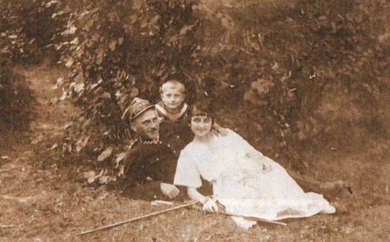 Kazimierz i Zofia Piaseccy z bratankiem, Puszczykowo 1922 rok