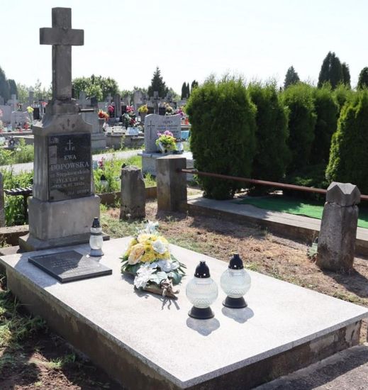 Tadeusz Popowski - grób symboliczny.