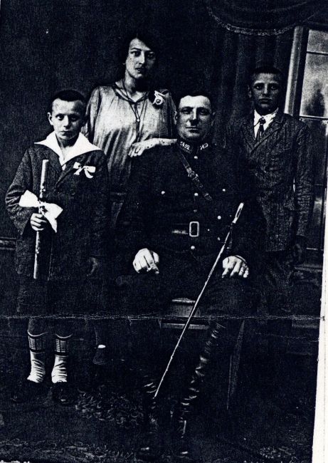 Stanisław Potasiński z rodziną.