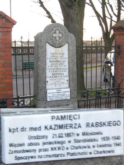 Tablica pamiątkowa na cmentarzu poświęcona Kazimierzowi Rabskiemu.