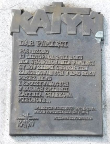 Tablica Dębu Pamięci w Grodzisku Wielkopolskim