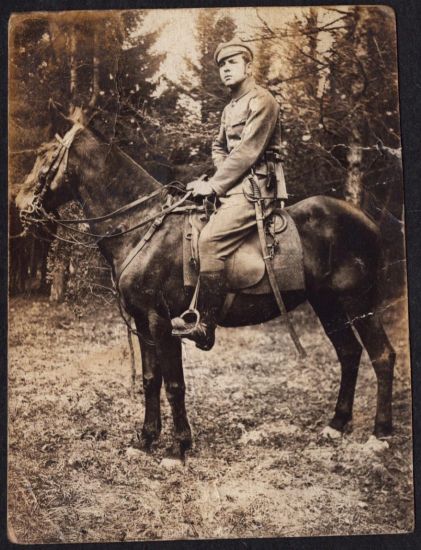 Bolesław Rutyński na koniu.