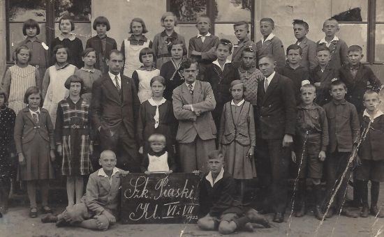 Szkoła w Piaskach, nauczyciel Józef Rzepka 1933 rok