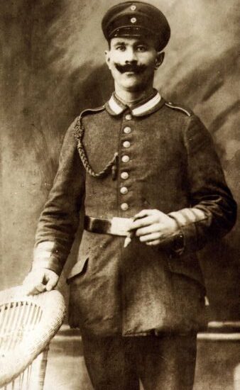 Stanisław Ścigacz w mundurze.