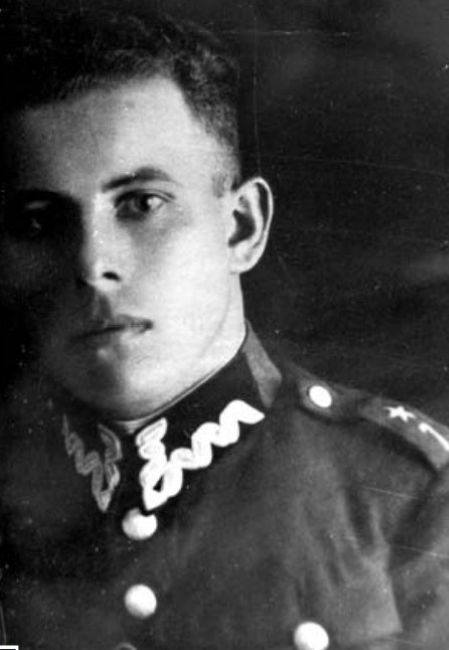 Adam Siebert w mundurze porucznika 7. Batalionu Saperów