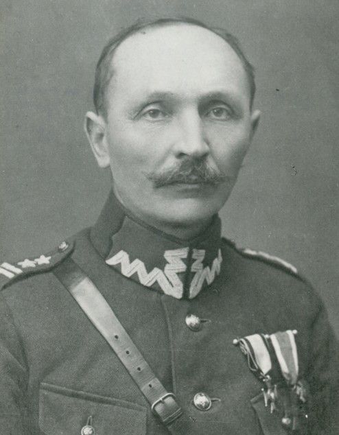 Walerian Sikorski w mundurze