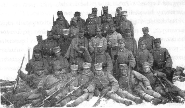 Mieczysław Smorawiński z podległymi żołnierzami, marzec 1915 roku