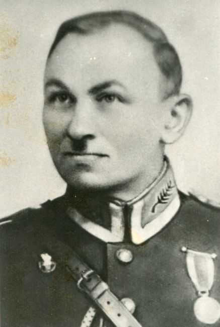 Stanisław Strzecha w mundurze