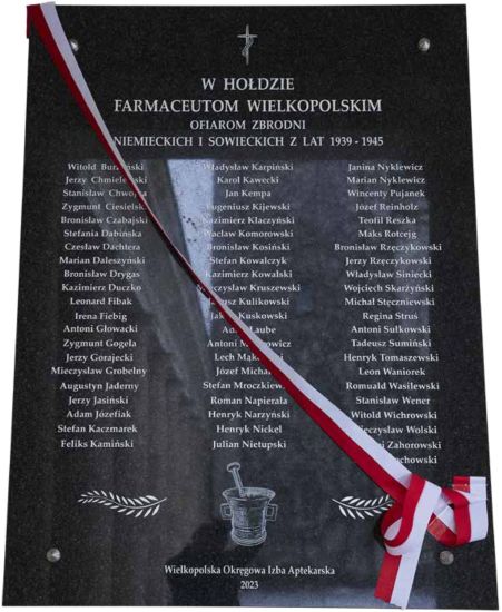 Tablica Farmaceutów w kościele OO Dominikanów w Poznaniu