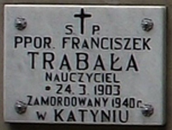 Franciszek Trąbała - tablica na ścianie kaplicy w Lesznie