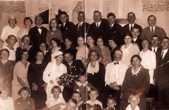 Przyjęcie weselne Jana i Zofii Urbańskich