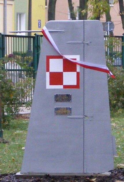 Tablica pamiątkowa pod dębem pamięci Jerzego Władysława Wagnera