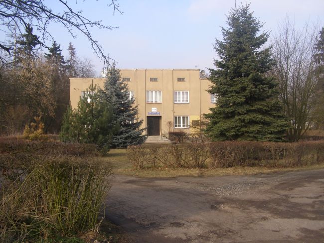 Tablica pamięci Tadeusza Woropaj, ośrodek zdrowia