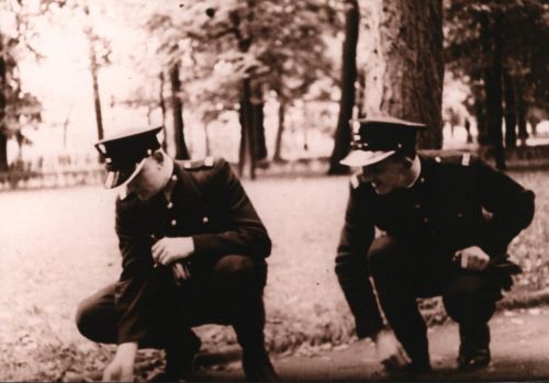 Leon Pawlak z kolegą w Warszawie, aleje Ujazdowskie 1937 rok