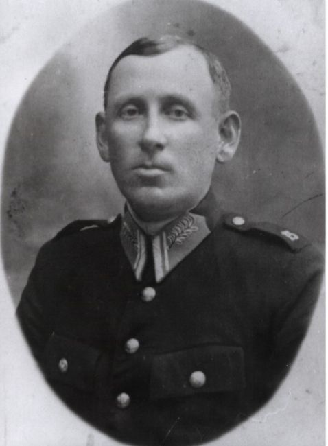 Roman Przystup w mundurze