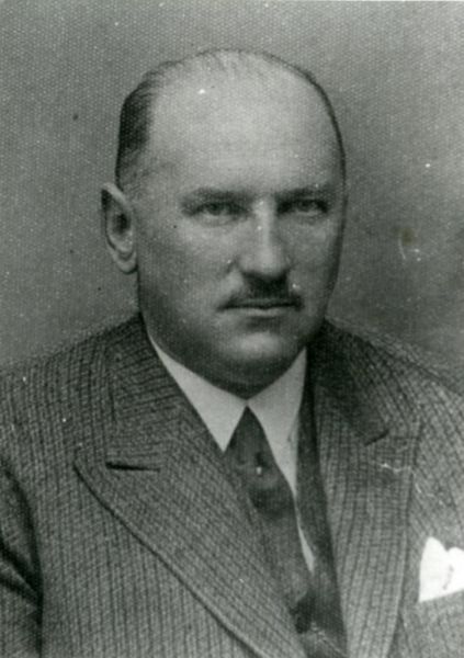 Karol Ruszczyński w cywilnym ubraniu